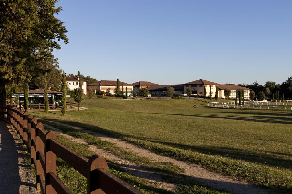 Foresteria Dei Piaceri Campestri Casciago Bagian luar foto