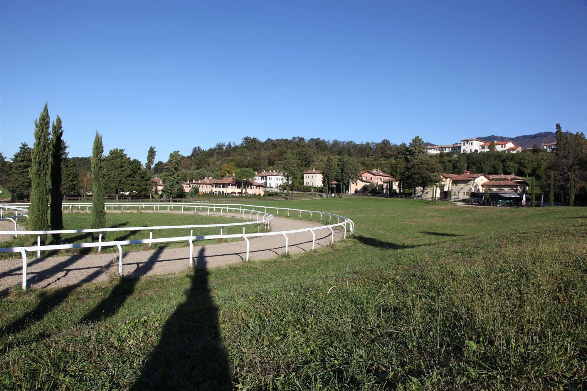 Foresteria Dei Piaceri Campestri Casciago Bagian luar foto